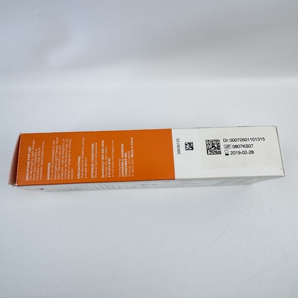 Neutrogena Light Therapy Acne Spot Treatment  NEW OLD STOCK Opened Box - Picture 3 of 8